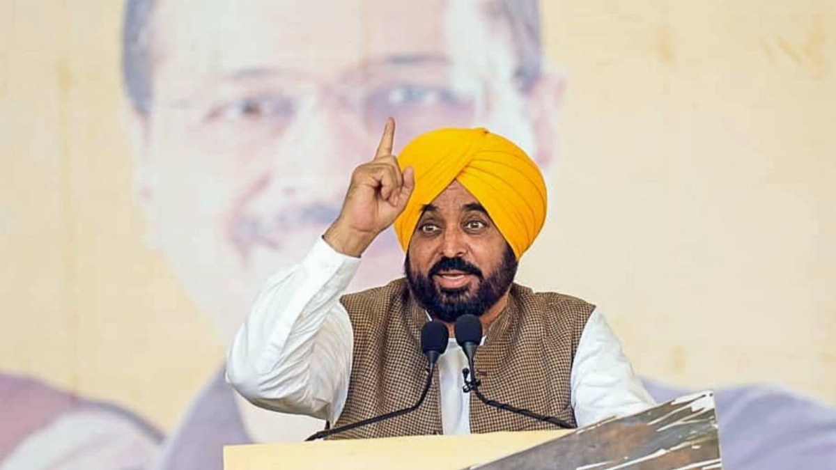 ਦਿੱਲੀ ਹਵਾਈ ਅੱਡੇ ’ਤੇ ਤਿੰਨ ਘੰਟੇ ਰੋਕੇ ਗਏ ਮੁੱਖ ਮੰਤਰੀ ਮਾਨ, 50 ਹਜ਼ਾਰ ਦਾ ਚਾਲਾਨ